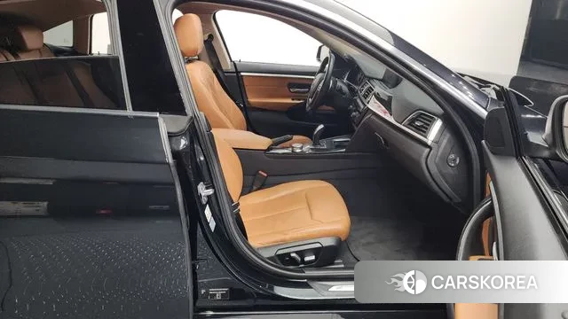 BMW 4 Series (F32) 2018 Черный из Кореи, фото 2