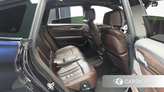 BMW 6 Series GT (G32) 2020 Черный из Кореи, фото 2