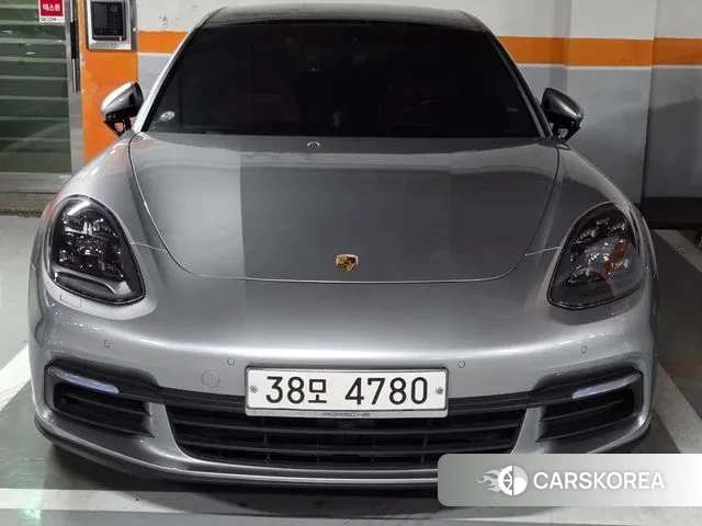 Porsche Panamera (971) 2018 Серебряный из Кореи, фото 2