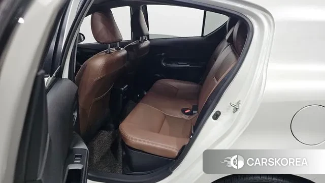 Toyota Prius C 2018 Белый из Кореи, фото 2