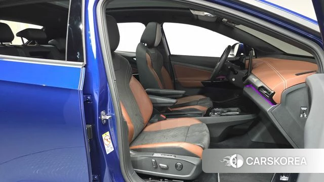 Volkswagen ID.4 2023 Синий из Кореи, фото 2