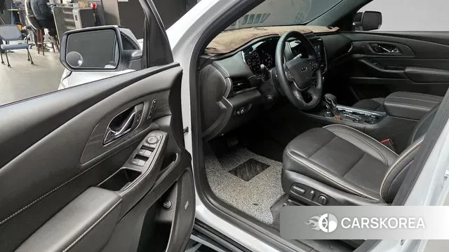 Chevrolet (GM Daewoo) Traverse 2023 Белый из Кореи, фото 2