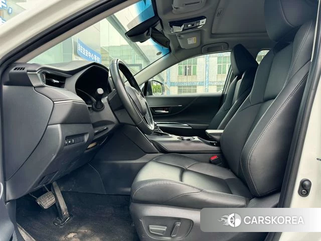 Toyota Weisha 2024 Белый из Китая, фото 2