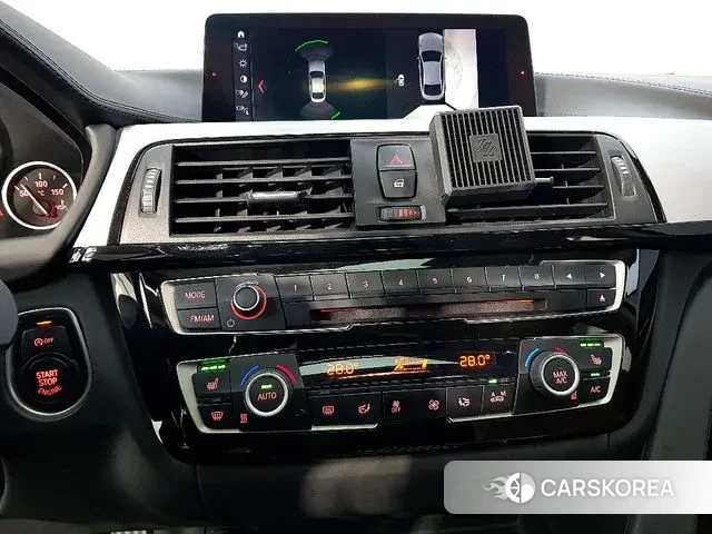 BMW 4 Series (F32) 2018 Белый из Кореи, фото 2