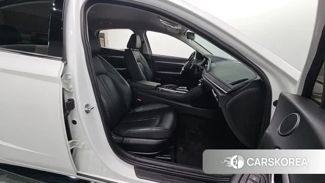 Hyundai Sonata (DN8) 2022 Белый из Кореи, фото 2