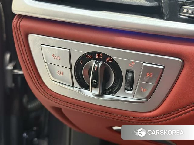 BMW 7 series 2020 Темно-серый из Китая, фото 2