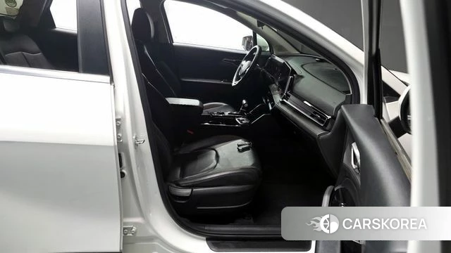 Kia Sportage 5th Generation 2021 Белый из Кореи, фото 2