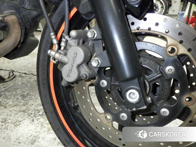 Проданный Suzuki GLADIUS 400 id 3997980 из Японии