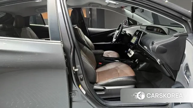 Toyota Prius 4th Generation 2018 Серый из Кореи, фото 2