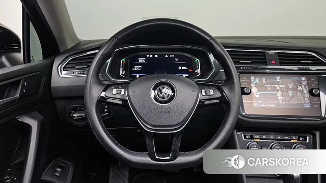Volkswagen Tiguan Allspace 2020 Черный из Кореи, фото 2
