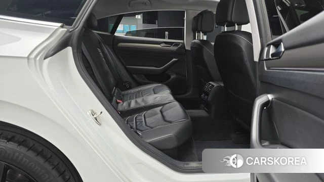 Volkswagen Arteon 2019 Белый из Кореи, фото 2