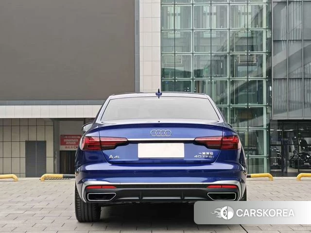 Audi A4L 2021 Синий из Китая, фото 2