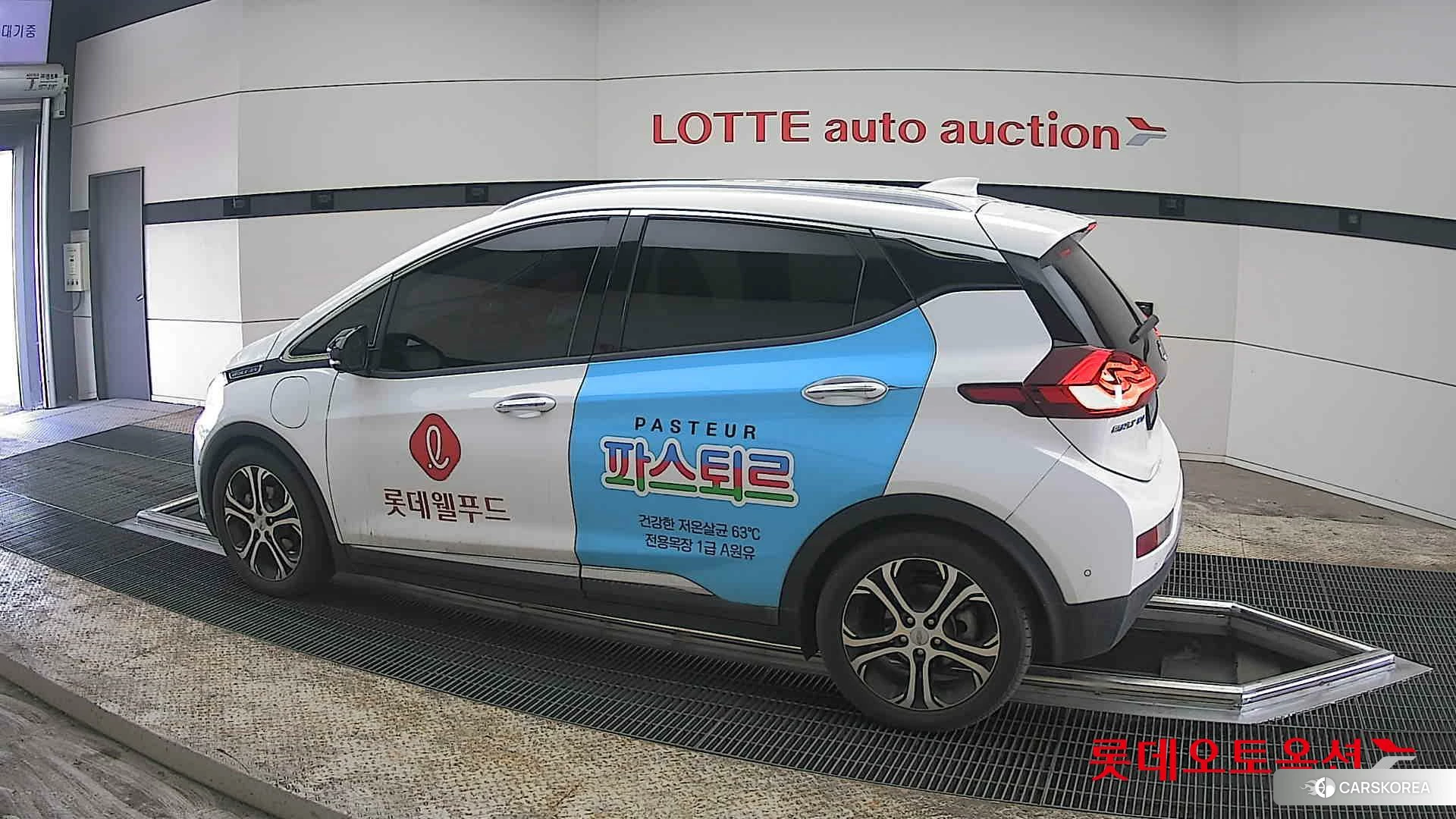 Korea G M Bolt (EV) 2021 Pure White из Кореи, фото 2