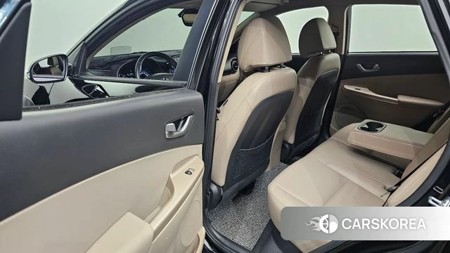 Hyundai Kona 2018 Черный из Кореи, фото 2