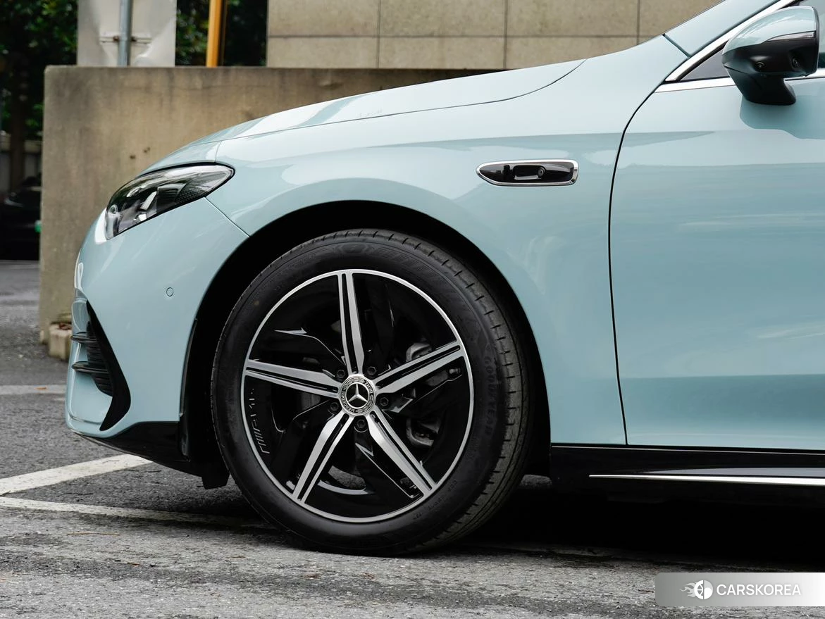 Mercedes-Benz CLA EV 2025 Темно-серый из Китая, фото 2
