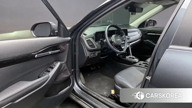 Kia The New Seltos 2023 Серый из Кореи, фото 2