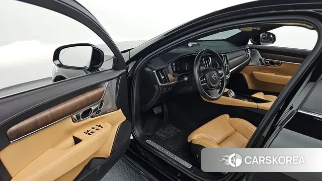 Volvo S90 2021 Черный из Кореи, фото 2