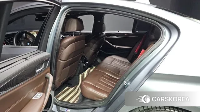 BMW 5 Series (G30) 2019 Серый из Кореи, фото 2