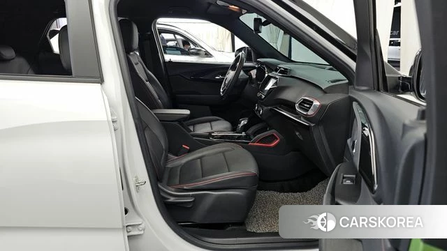 Chevrolet (GM Daewoo) Trailblazer 2022 Белый из Кореи, фото 2