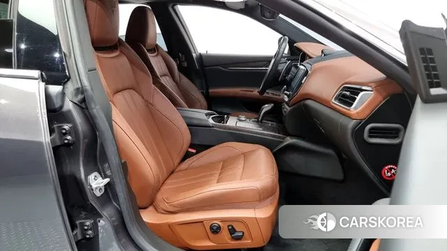 Maserati Ghibli 2020 Серый из Кореи, фото 2