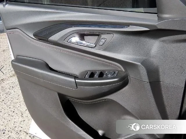 Chevrolet (GM Daewoo) Trailblazer 2021 Белый из Кореи, фото 2