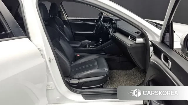 Kia K5 3rd generation 2020 Белый из Кореи, фото 2