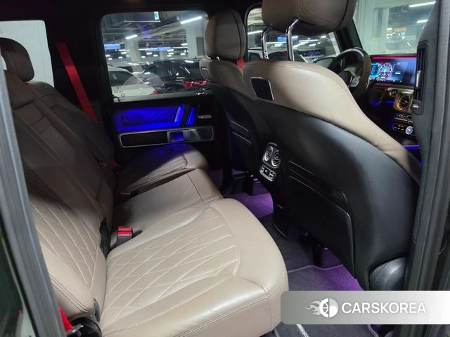 Mercedes-Benz G-Class W463b 2023 Темно-зеленый из Кореи, фото 2