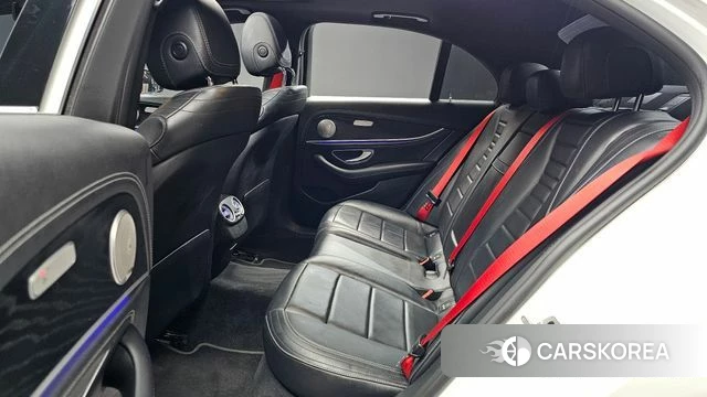 Mercedes-Benz E-Class W213 2020 Белый из Кореи, фото 2