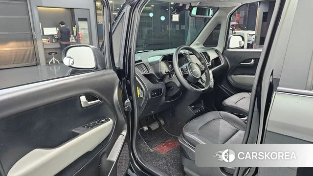 Kia The New Kia Ray 2023 Черный из Кореи, фото 2