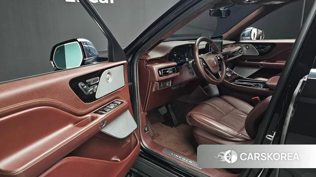 Lincoln Aviator 2nd generation 2021 Черный из Кореи, фото 2