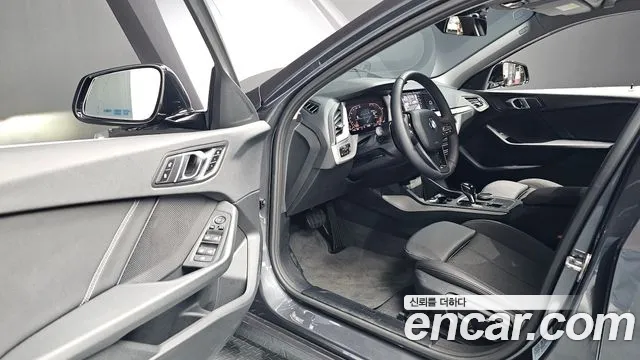 BMW 1 Series (F40) id 2653834 из Кореи 2