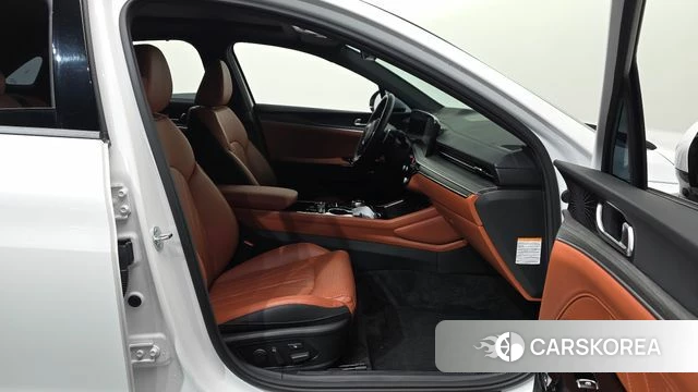 Kia The New K5 Hybrid 3rd generation 2025 Белый из Кореи, фото 2