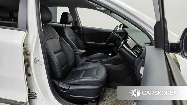 Kia The New Niro 2021 Белый из Кореи, фото 2