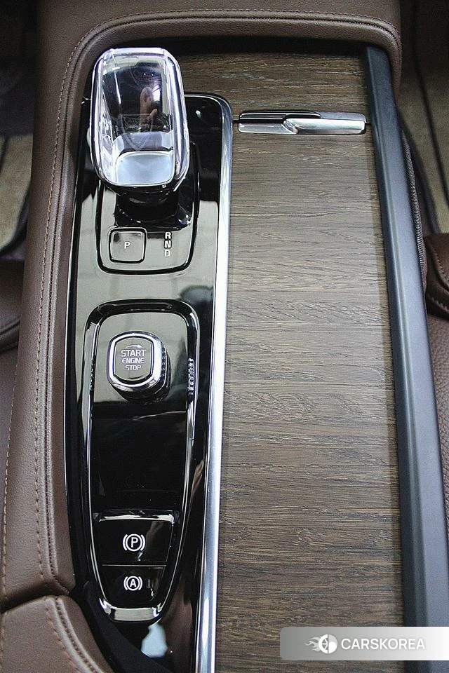 Volvo S90 2023 Коричневый из Китая, фото 2