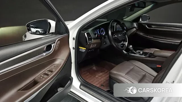 Hyundai Grandeur IG Hybrid 2018 Белый из Кореи, фото 2