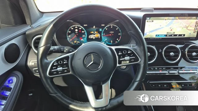Mercedes-Benz GLC-Class X253 2022 Черный из Кореи, фото 2
