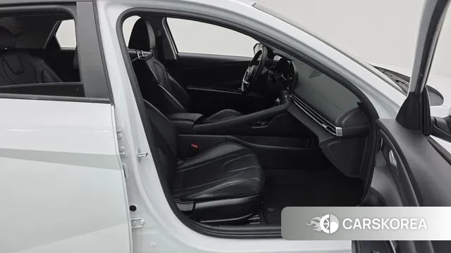 Hyundai Avante Hybrid (CN7) 2021 Белый из Кореи, фото 2