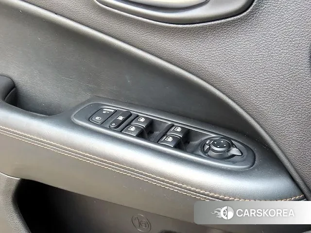 Jeep Compass 2nd Generation 2019 Белый из Кореи, фото 2