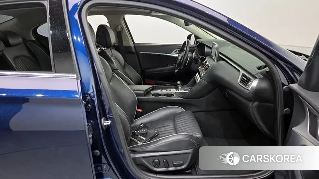 Genesis G70 2018 Синий из Кореи, фото 2