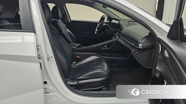 Hyundai Avante (CN7) 2022 Белый из Кореи, фото 2