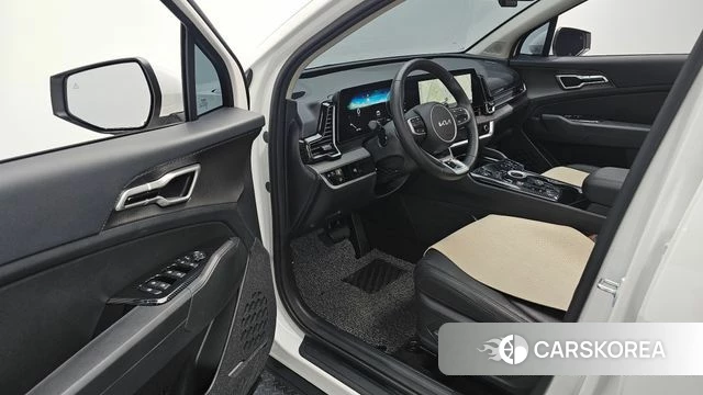 Kia Sportage 5th Generation Hybrid 2022 Белый из Кореи, фото 2