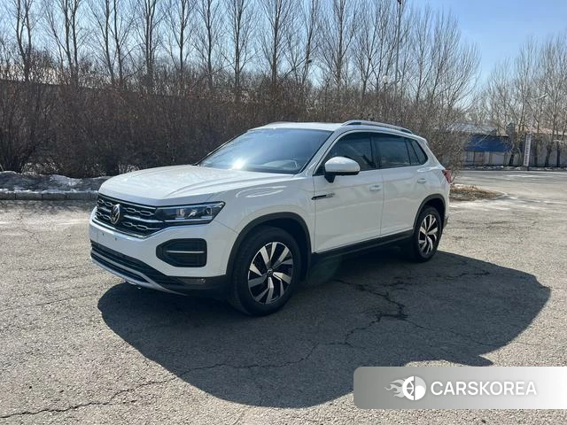Volkswagen Tanyue 2022 Белый из Китая, фото 2