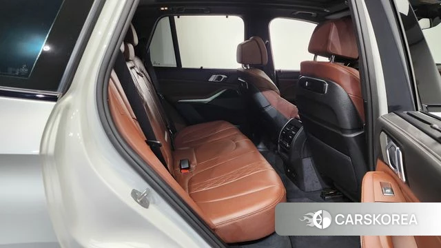 BMW X5 (G05) 2025 Белый из Кореи, фото 2