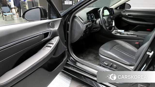 Hyundai Sonata (DN8) 2022 Черный из Кореи, фото 2