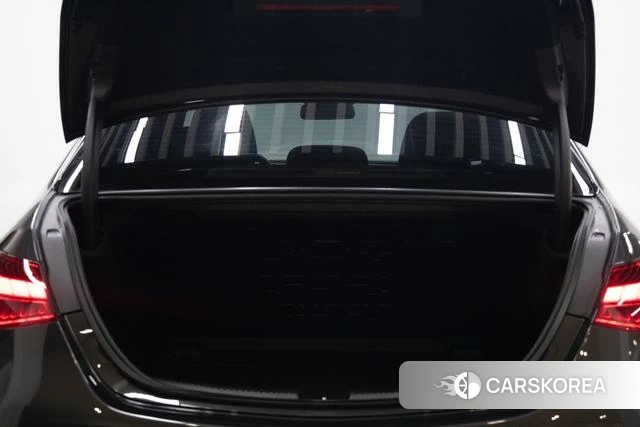 Mercedes-Benz Class C 2022 Темно-серый из Китая, фото 2