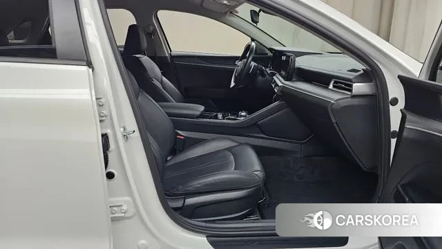 Kia K5 3rd generation 2022 Белый из Кореи, фото 2