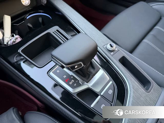 Audi A4L 2023 Белый из Китая, фото 2