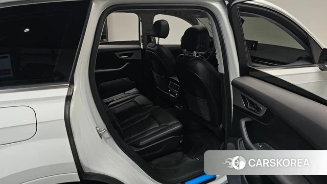 Audi Q7 (4M) 2019 Белый из Кореи, фото 2