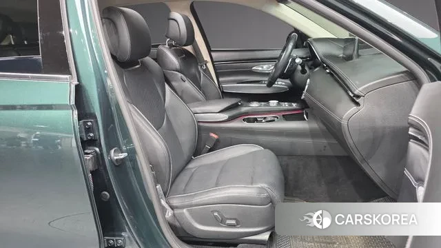 Genesis GV70 2021 Темно-зеленый из Кореи, фото 2