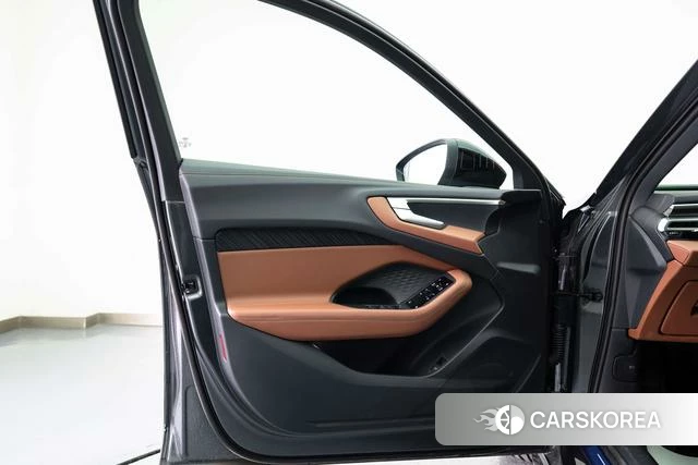 Audi A5L 2025 Темно-серый из Китая, фото 2